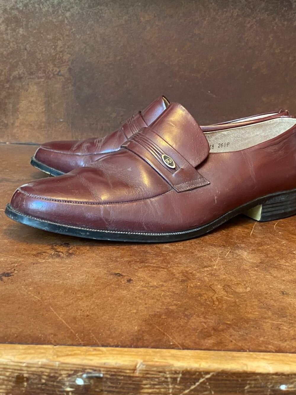 Vintage 70s Mens Loafers Italian Leather Leonardo Moda di Italia Burgundy 8 EEE